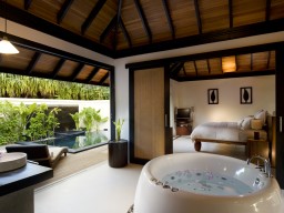 Inner facility of the Beach Suites - The divisible living room and the private swimming pool in the outdoor area offer luxury at the highest level.